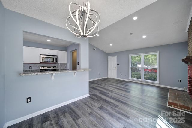 8520 Mission Hills Road, Charlotte, NC 28227