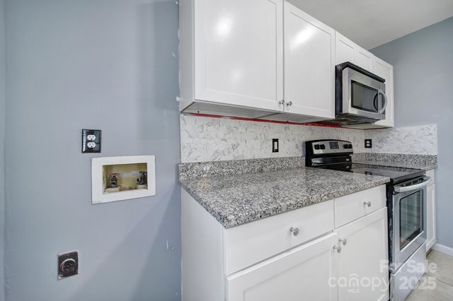 8520 Mission Hills Road, Charlotte, NC 28227