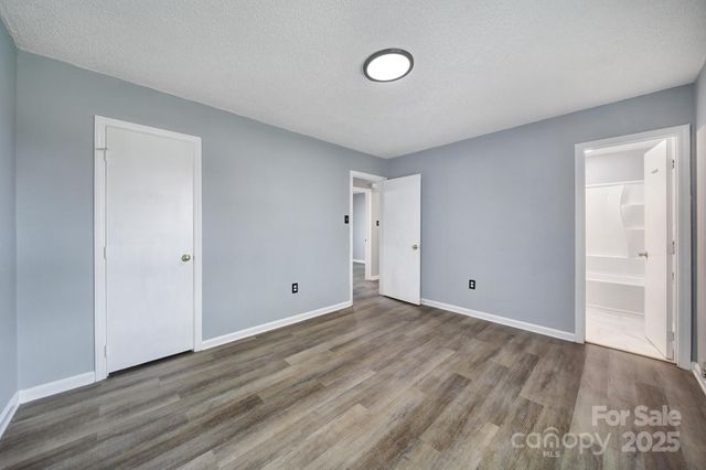 8520 Mission Hills Road, Charlotte, NC 28227