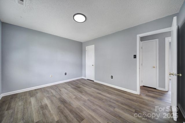 8520 Mission Hills Road, Charlotte, NC 28227