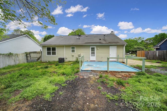 8520 Mission Hills Road, Charlotte, NC 28227