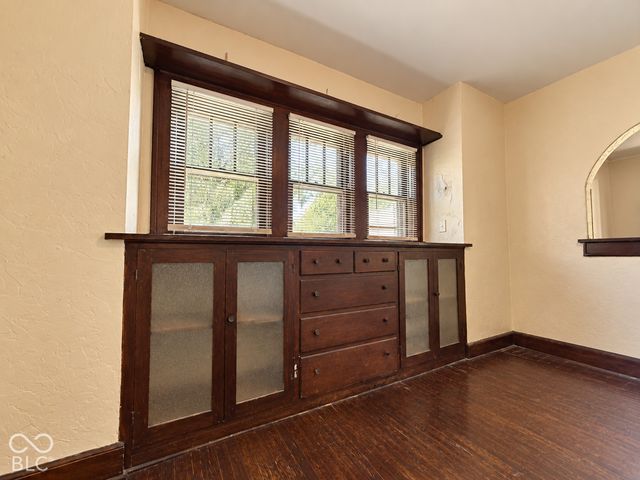 6844 W Thompson Road, Indianapolis, IN 46241
