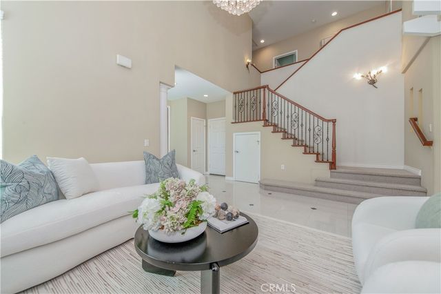 2563 Mountain Ave, Duarte, CA 91010