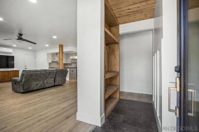 1211 E Mission Road, Fallbrook, CA 92028