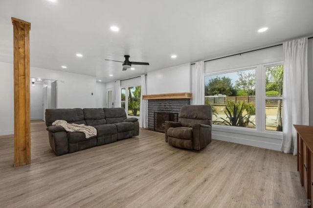 1211 E Mission Road, Fallbrook, CA 92028