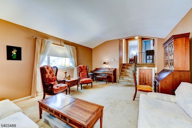 113 Berwick St, Raritan Boro, NJ 08869