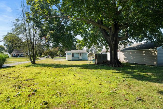 13 College Street, Old Saybrook, CT 06475