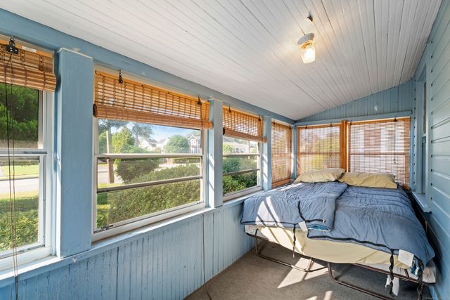 13 College Street, Old Saybrook, CT 06475