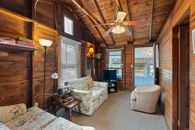 13 College Street, Old Saybrook, CT 06475