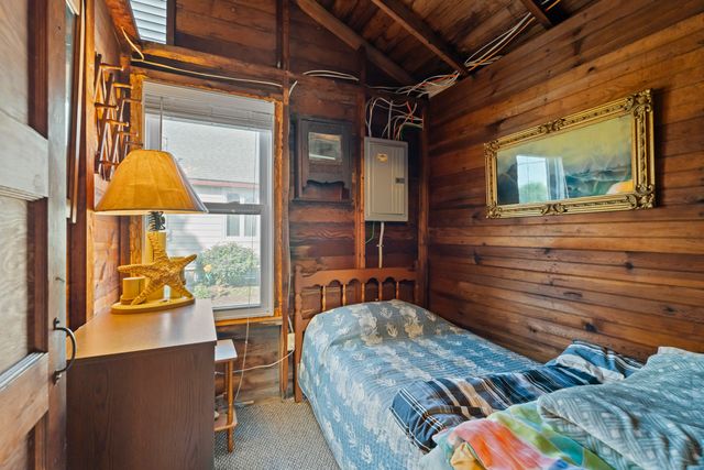 13 College Street, Old Saybrook, CT 06475