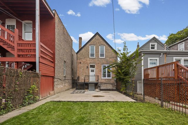 707 S Tripp Avenue, Chicago, IL 60624