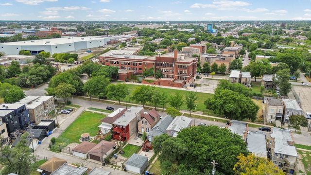 707 S Tripp Avenue, Chicago, IL 60624