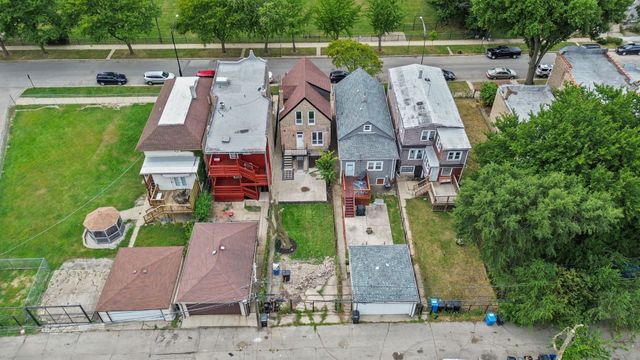 707 S Tripp Avenue, Chicago, IL 60624