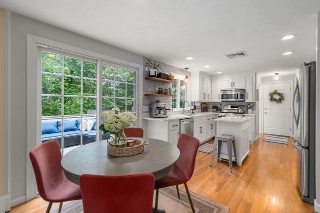 1521 Washington Street, Walpole, MA 02081