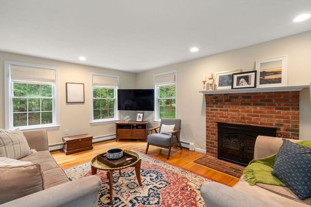 1521 Washington Street, Walpole, MA 02081