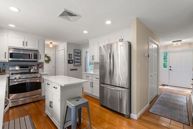 1521 Washington Street, Walpole, MA 02081