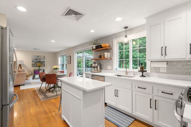 1521 Washington Street, Walpole, MA 02081