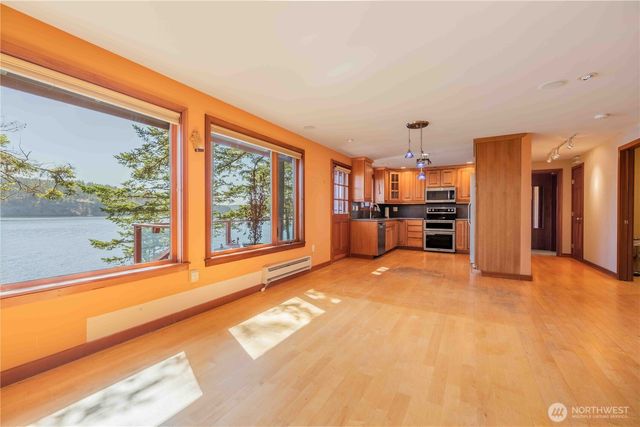 755 Ferry Road, Lopez Island, WA 98261