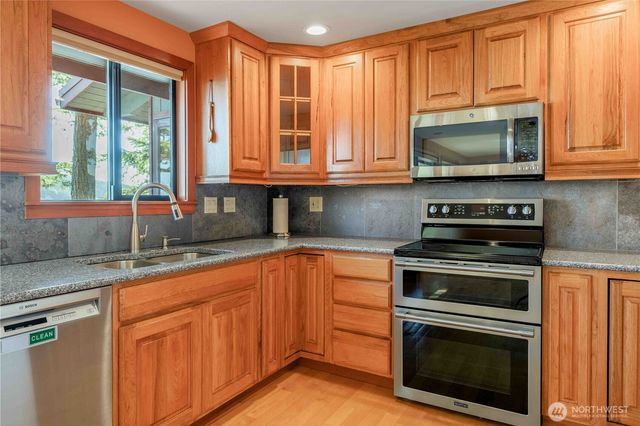 755 Ferry Road, Lopez Island, WA 98261