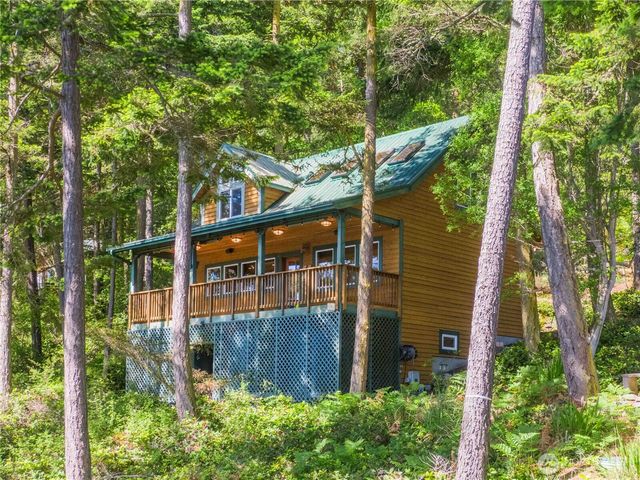 755 Ferry Road, Lopez Island, WA 98261