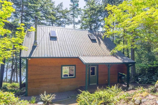755 Ferry Road, Lopez Island, WA 98261