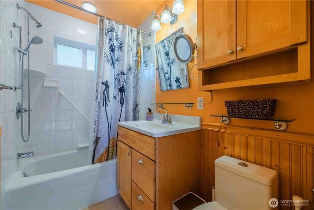 755 Ferry Road, Lopez Island, WA 98261