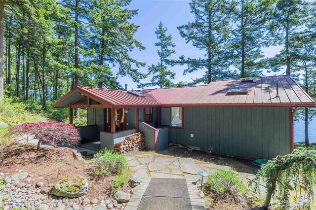 755 Ferry Road, Lopez Island, WA 98261