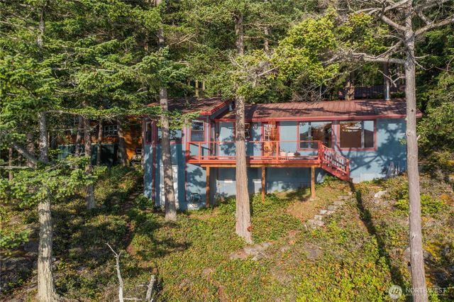 755 Ferry Road, Lopez Island, WA 98261