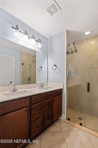 1350 RIVER HILLS Circle E, Jacksonville, FL 32211