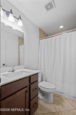 1350 RIVER HILLS Circle E, Jacksonville, FL 32211