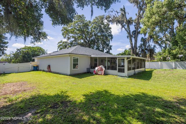 1350 RIVER HILLS Circle E, Jacksonville, FL 32211