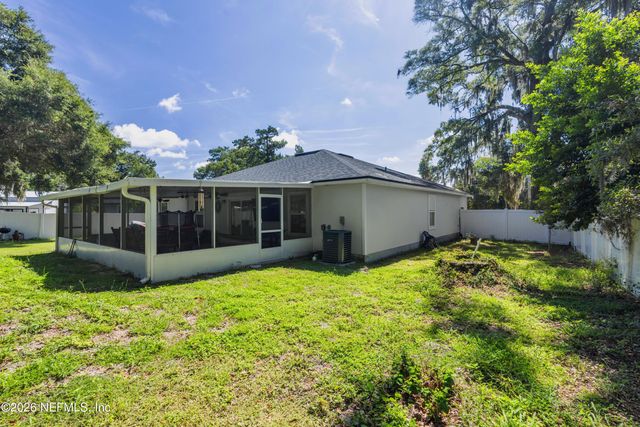 1350 RIVER HILLS Circle E, Jacksonville, FL 32211