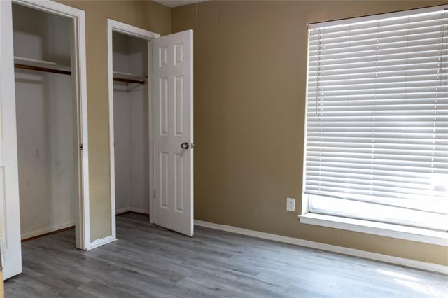 8215 Lone Bridge Lane, Humble, TX 77338