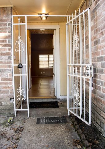 8215 Lone Bridge Lane, Humble, TX 77338