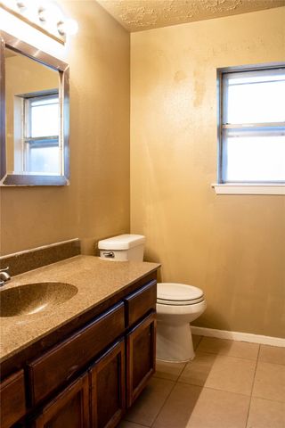 8215 Lone Bridge Lane, Humble, TX 77338