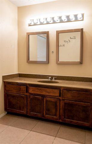 8215 Lone Bridge Lane, Humble, TX 77338