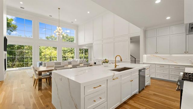 13425 Creek Pointe Lane, Oklahoma City, OK 73131