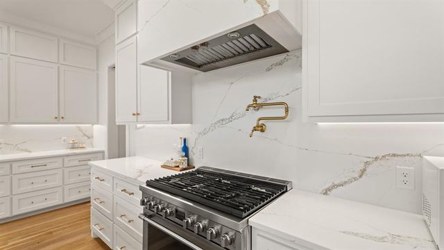 13425 Creek Pointe Lane, Oklahoma City, OK 73131