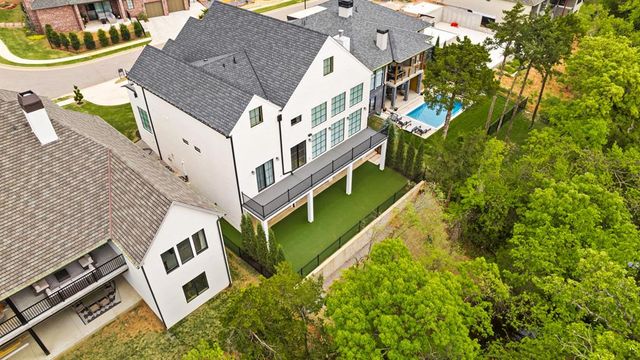 13425 Creek Pointe Lane, Oklahoma City, OK 73131