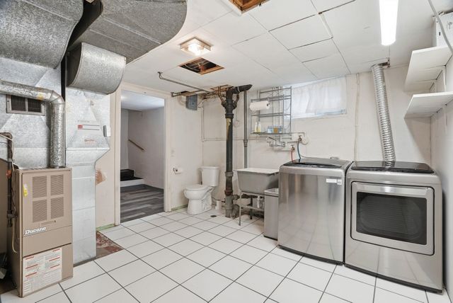 118 E Glass Ave, Spokane, WA 99207