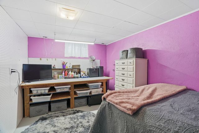 118 E Glass Ave, Spokane, WA 99207