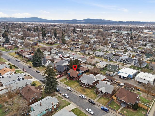 118 E Glass Ave, Spokane, WA 99207