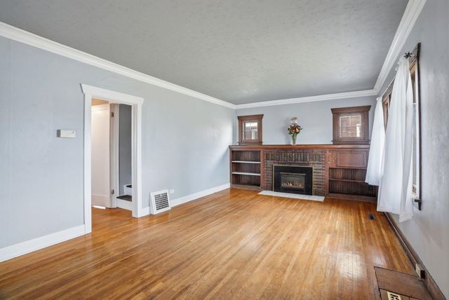 118 E Glass Ave, Spokane, WA 99207