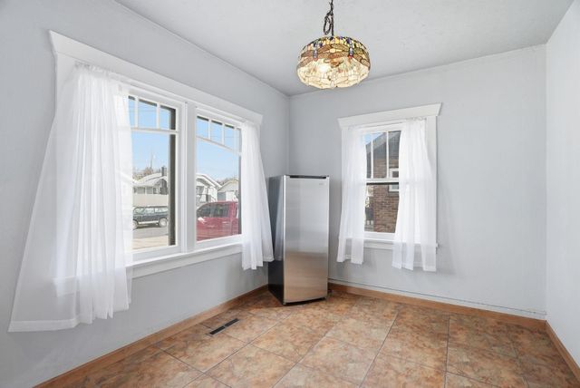 118 E Glass Ave, Spokane, WA 99207