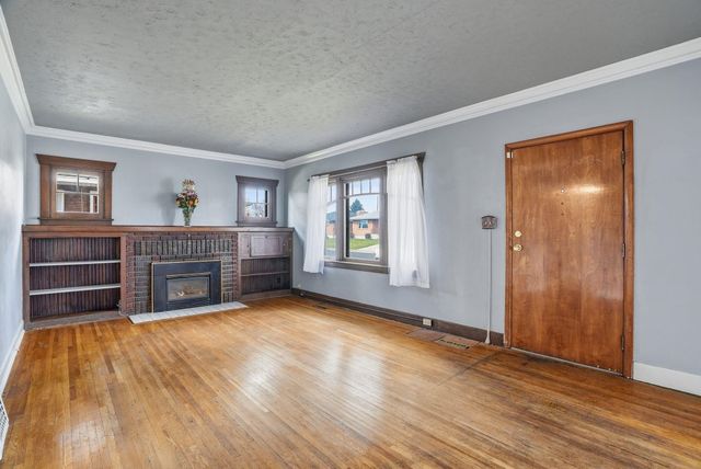 118 E Glass Ave, Spokane, WA 99207