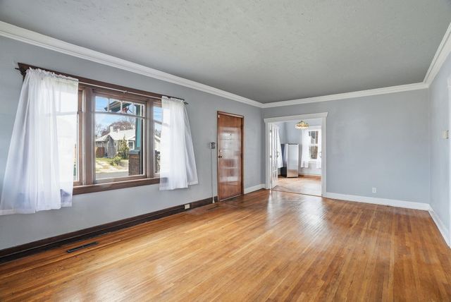 118 E Glass Ave, Spokane, WA 99207