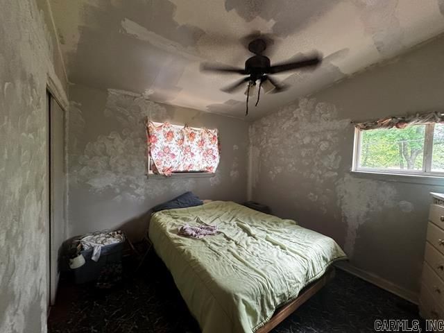 35 Barbara Dr, Little Rock, AR 72204