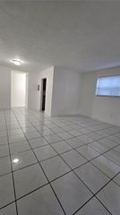 1590 NE 125th Ter 3, North Miami, FL 33161