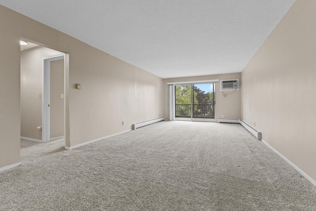 2730 Dale Street N D305, Roseville, MN 55113 — photo 3