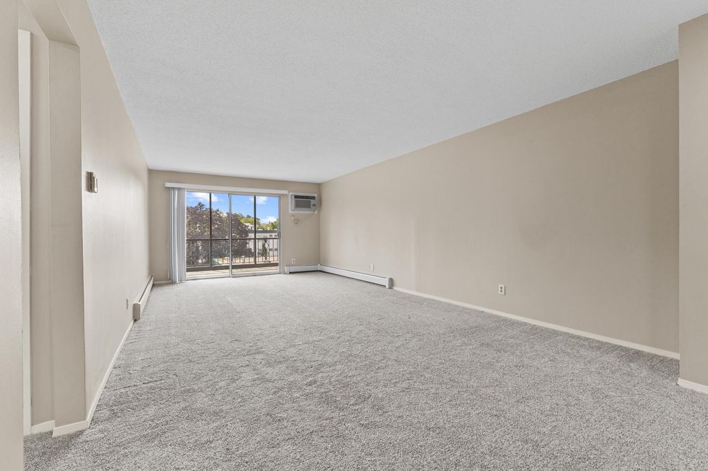 2730 Dale Street N D305, Roseville, MN 55113 — photo 5